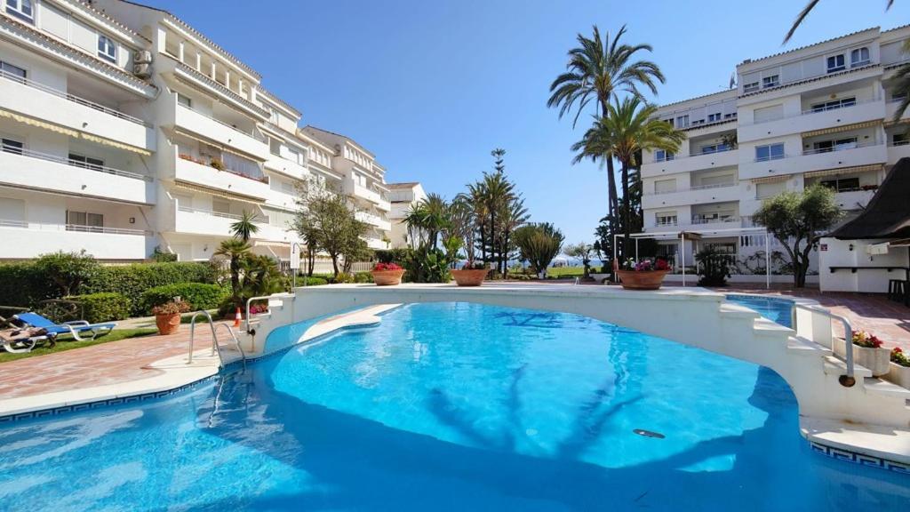 Estrelicia III Lägenhet Marbella Exteriör bild