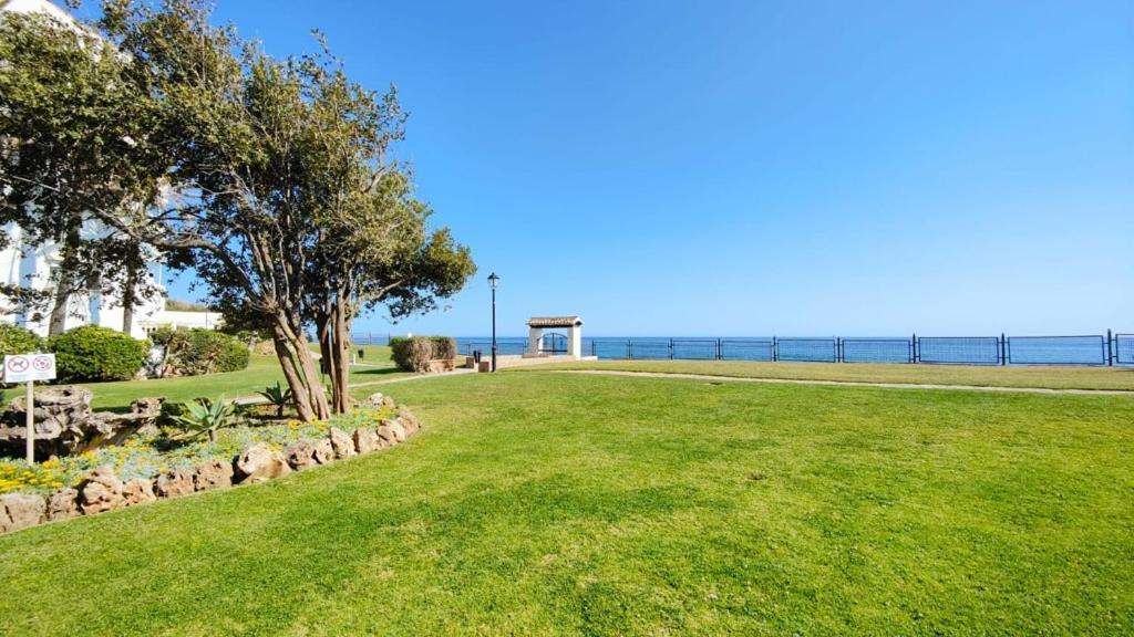 Estrelicia III Lägenhet Marbella Exteriör bild