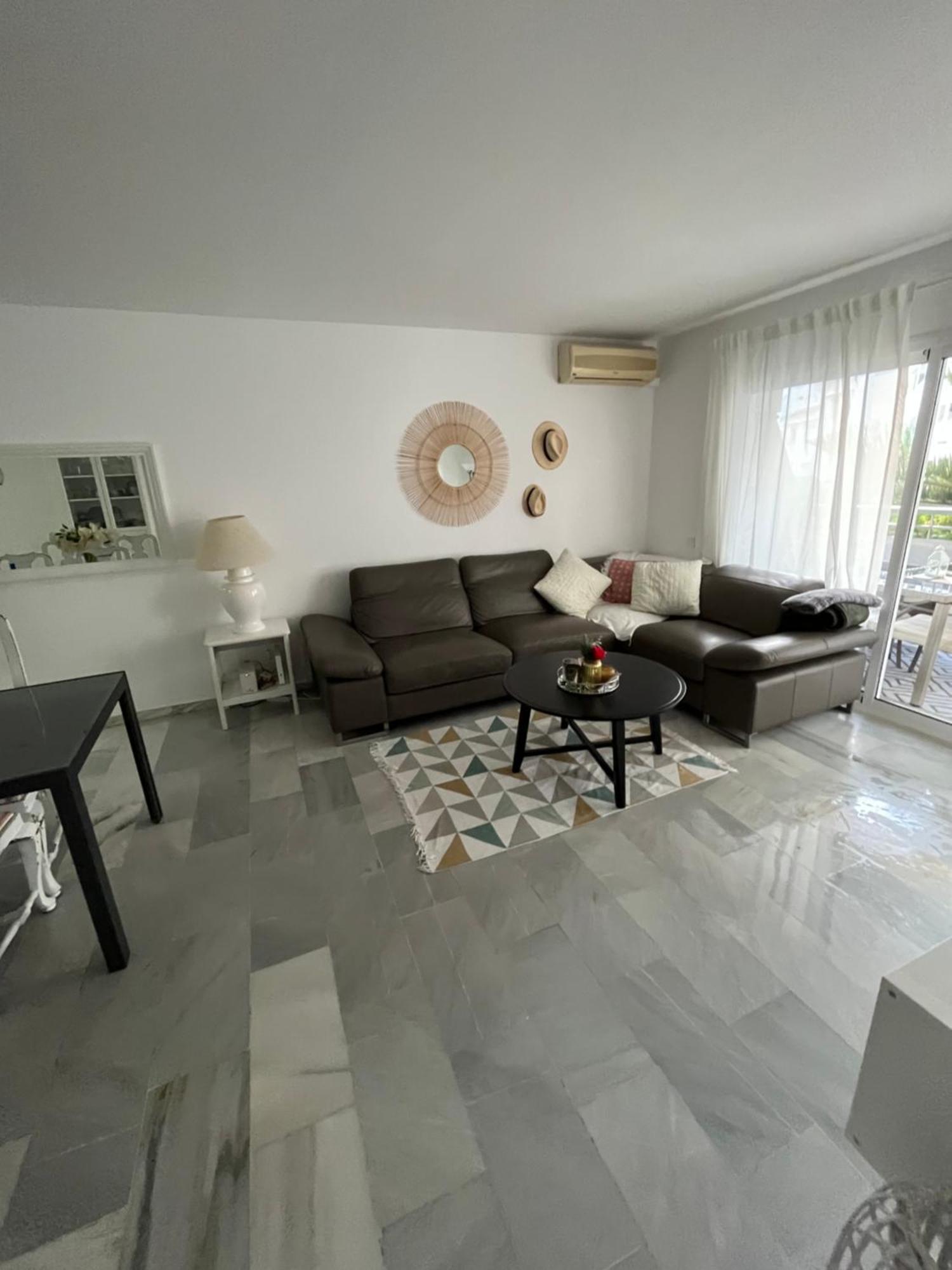 Estrelicia III Lägenhet Marbella Exteriör bild